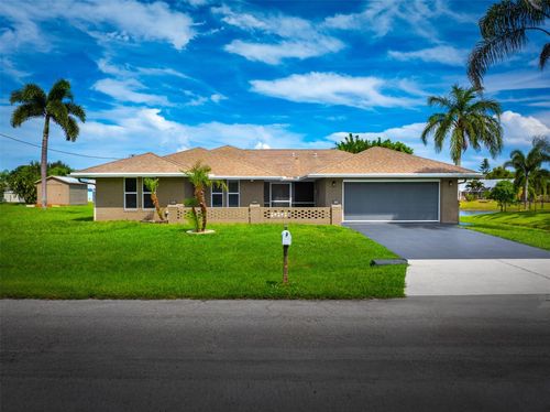 1857 Se Bowie St, Port St. Lucie, FL, 34952-7153 | Card Image