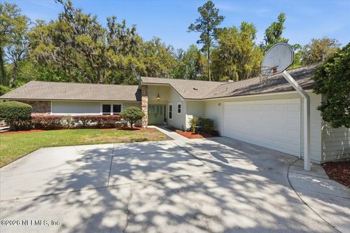 8233 Old Port Cir N, Jacksonville, FL, 32216-6334 | Card Image