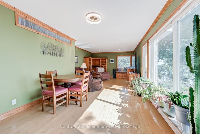 8 Willow Dr, House other with 5 bedrooms, 4 bathrooms and 3 parking in Tiny ON | Image 12