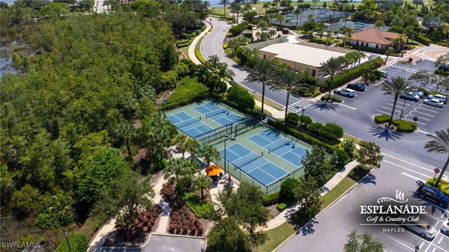 UNIT-202 - 9673 Montelanico Loop, Condo with 3 bedrooms, 3 bathrooms and null parking in NAPLES FL | Image 45
