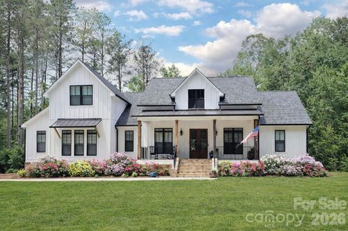 2-9729-B Flowes Store Rd, Midland, NC, 28107-9407 | Card Image