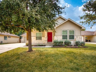 1054 Calm Breeze, House other with 3 bedrooms, 2 bathrooms and 2 parking in New Braunfels TX | Image 2