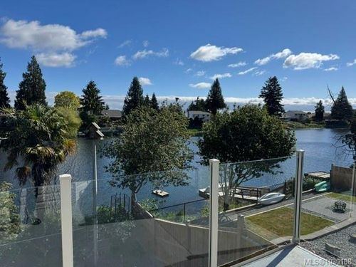 2216 Dockside Way, Nanaimo, BC, V9R6T6 | Card Image