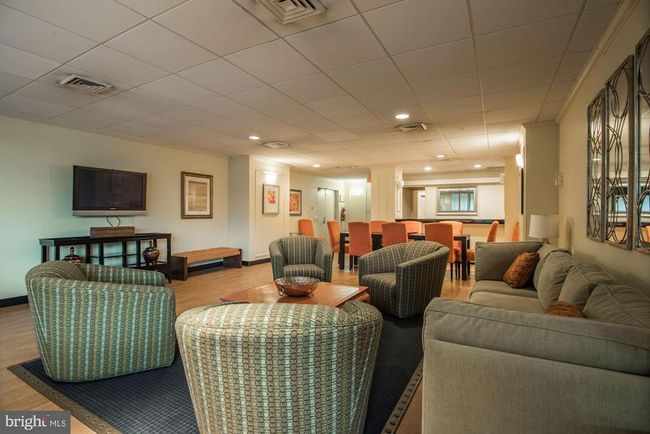 APT-919 - 4242 E West Hwy, Condo with 2 bedrooms, 2 bathrooms and null parking in CHEVY CHASE MD | Image 25
