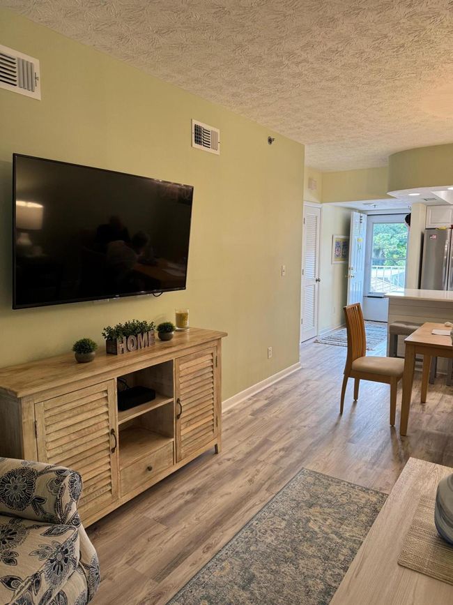 APT-110202 - 2950 Se Ocean Blvd, Condo with 2 bedrooms, 2 bathrooms and null parking in Stuart FL | Image 8