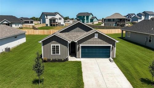 17552 Muncie St, Gardner, KS, 66030-2261 | Card Image