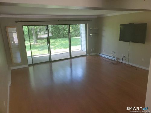 123-123 Candlewood Dr, South Windsor, CT, 06074-2611 | Card Image