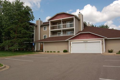 apt-105-7600 157th St W, Apple Valley, MN, 55124-9176 | Card Image