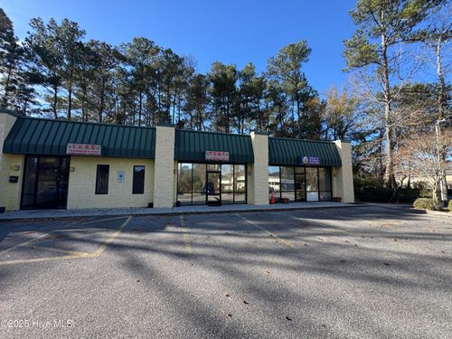 3910 Princess Place Dr, Wilmington, NC, 28405-3302 | Card Image