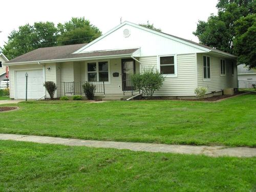 1018 Pleasant St, Osage, IA, 50461-1636 | Card Image