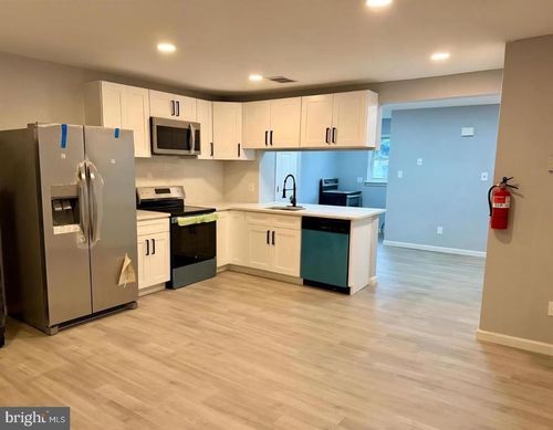 611 Tara Dr, SICKLERVILLE, NJ, 08081-2730 | Card Image