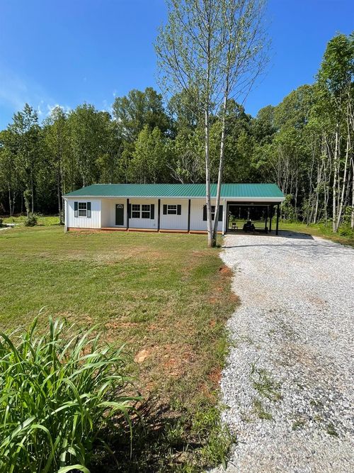 212 Cornfield Ln, Appomattox, VA, 24522-5641 | Card Image