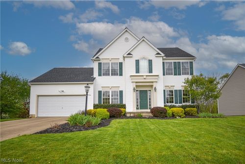 5804 Northampton Dr, Medina, OH, 44256-6317 | Card Image