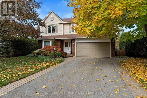 16 Phylis Street, Ottawa, ON, K2J1V2 | Card Image