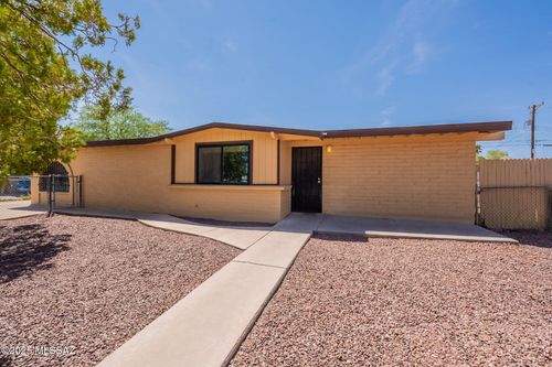 325 W Santa Maria St, Tucson, AZ, 85706-5335 | Card Image