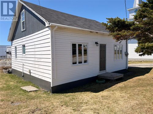 118 Main St E, Channel Port aux Basques, NL, A0M1C0 | Card Image