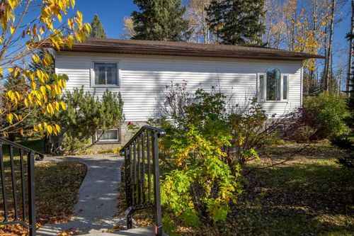 33449 Highway 584, Sundre, AB, T0M1X0 | Card Image