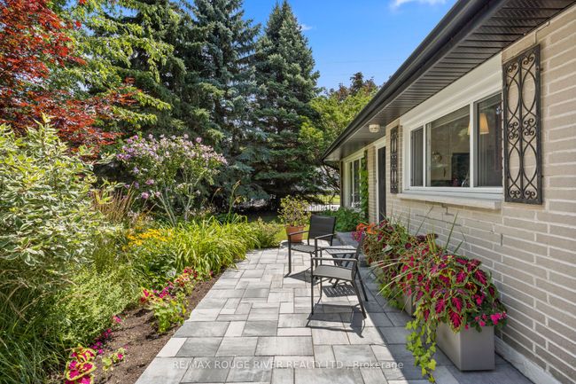 22 Duffin St, House other with 3 bedrooms, 2 bathrooms and 4 parking in Ajax ON | Image 6