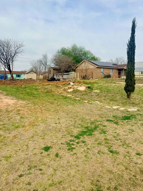 407 College St, Coahoma, TX, 79720 | Card Image