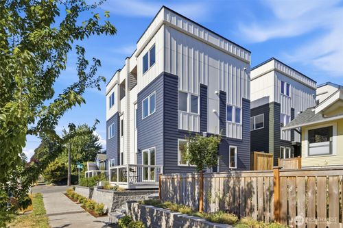 5902 42nd Ave Sw, Seattle, WA, 98136-1608 | Card Image