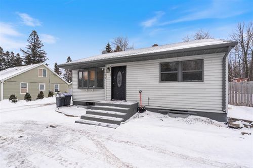 1524 W Arrowhead Road, Duluth, MN, 55811 | Card Image