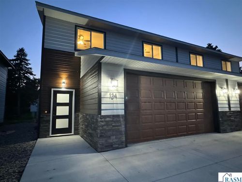 116 Renet Path, Mankato, MN, 56001-2154 | Card Image