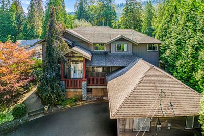 11239 261 St, House other with 8 bedrooms, 4 bathrooms and 6 parking in Maple Ridge BC | Image 1