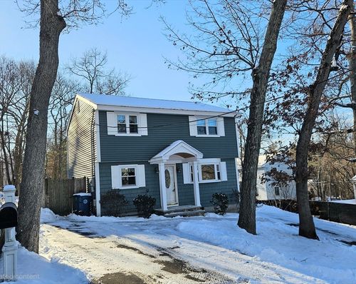 1 Kenwood St, North Billerica, MA, 01862-3136 | Card Image