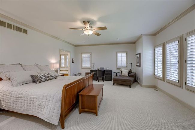 9717 Overbrook Rd, House other with 5 bedrooms, 5 bathrooms and null parking in Leawood KS | Image 14