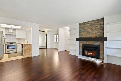 apt-51-2280 Hurley Way, Sacramento, CA, 95825-2370 | Card Image
