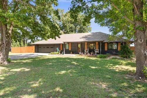 1819 Oak Knls, Sperry, OK, 74073 | Card Image