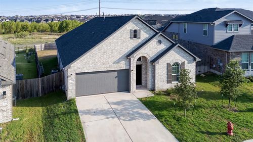 574 Sugar Cane Rd, Buda, TX, 78610-4245 | Card Image