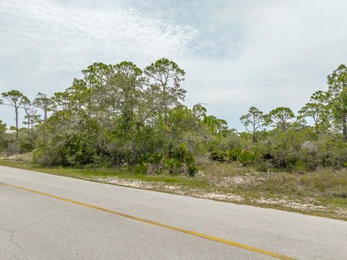 1600 Forsythia Ct, Saint George Island, FL, 32328-2204 | Card Image