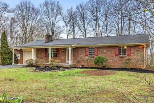861 Forest Heights Circle, Lenoir City, TN, 37772 | Card Image