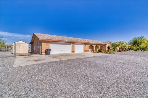 4900 E Cheyenne Way, Pahrump, NV, 89061-8612 | Card Image