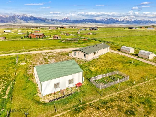 16 Hayfield Loop Trl, House other with 3 bedrooms, 2 bathrooms and null parking in Ennis MT | Image 16