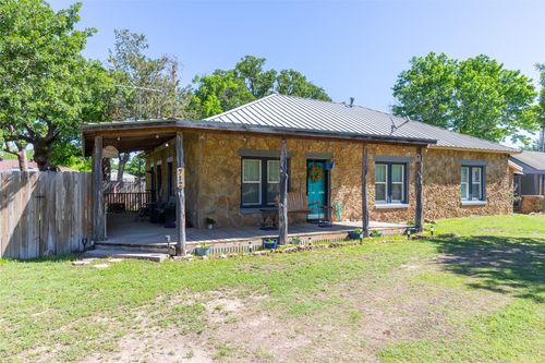 712 Tanglewood Dr, Clyde, TX, 79510-4509 | Card Image