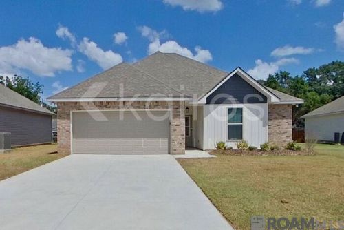 205 Salvat Dr, Lafayette, LA, 70507-4917 | Card Image