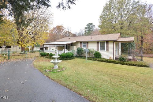 124 Jack Bennett Rd, Chapel Hill, NC, 27517-7941 | Card Image