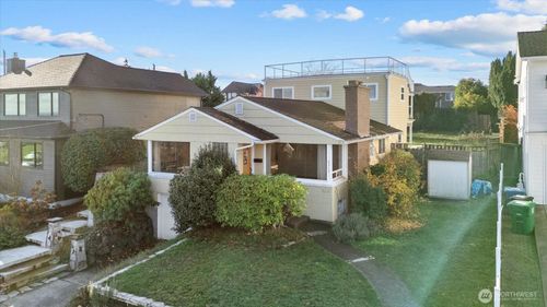 2515 27th Ave W, Seattle, WA, 98199-3424 | Card Image