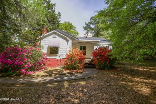 701 E Main Street, Aberdeen, NC, 28315 | Card Image