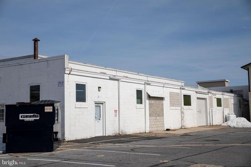 717 S Washington St, MILFORD, DE, 19963-2305 | Card Image