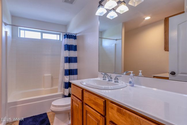 Bathroom 3 | Image 41