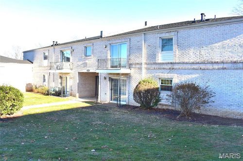 apt-e-4366 Chateau De Ville Dr, Saint Louis, MO, 63129-1823 | Card Image