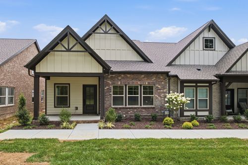 720 Coburg Pvt St, Gallatin, TN, 37066-2879 | Card Image