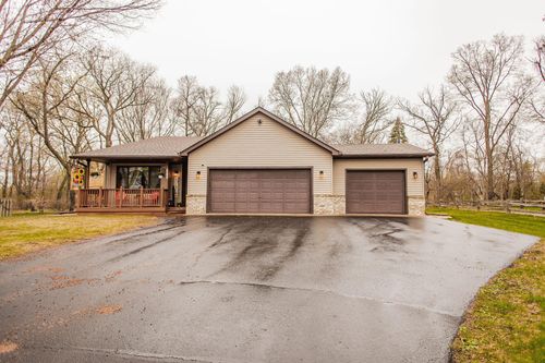 26180 Galen Dr, Wyoming, MN, 55092-9341 | Card Image