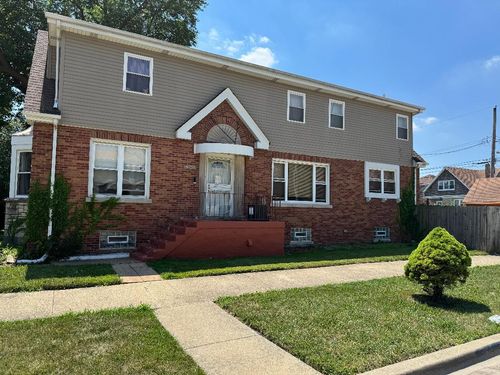 10200 S Rhodes Ave, Chicago, IL, 60628-2212 | Card Image