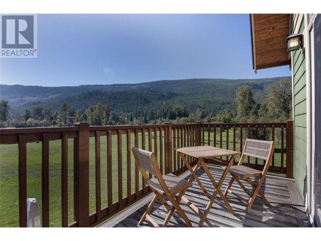 2388 Lawrence Rd, House other with 3 bedrooms, 3 bathrooms and 20 parking in Lumby BC | Image 51
