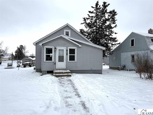 915 S Valley St, New Ulm, MN, 56073-3434 | Card Image