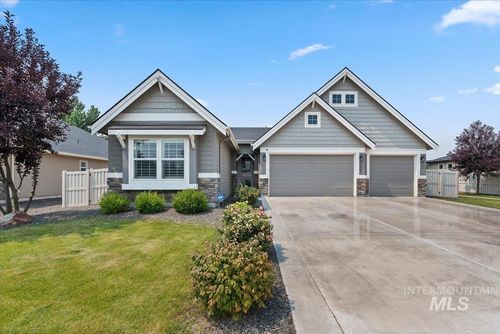 1653 Shoal Point Ave, Middleton, ID, 83644-7105 | Card Image